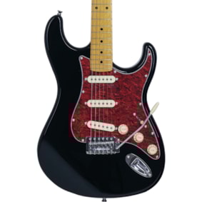 Guitarra Tagima TG-530 BK C/TT TW Series Stratocaster Preta C/ Escudo Tortoise e Escala Clara Guitarra Tagima TG-530 BK C/TT TW Series Stratocaster Preta C/ Escudo Tortoise e Escala Clara