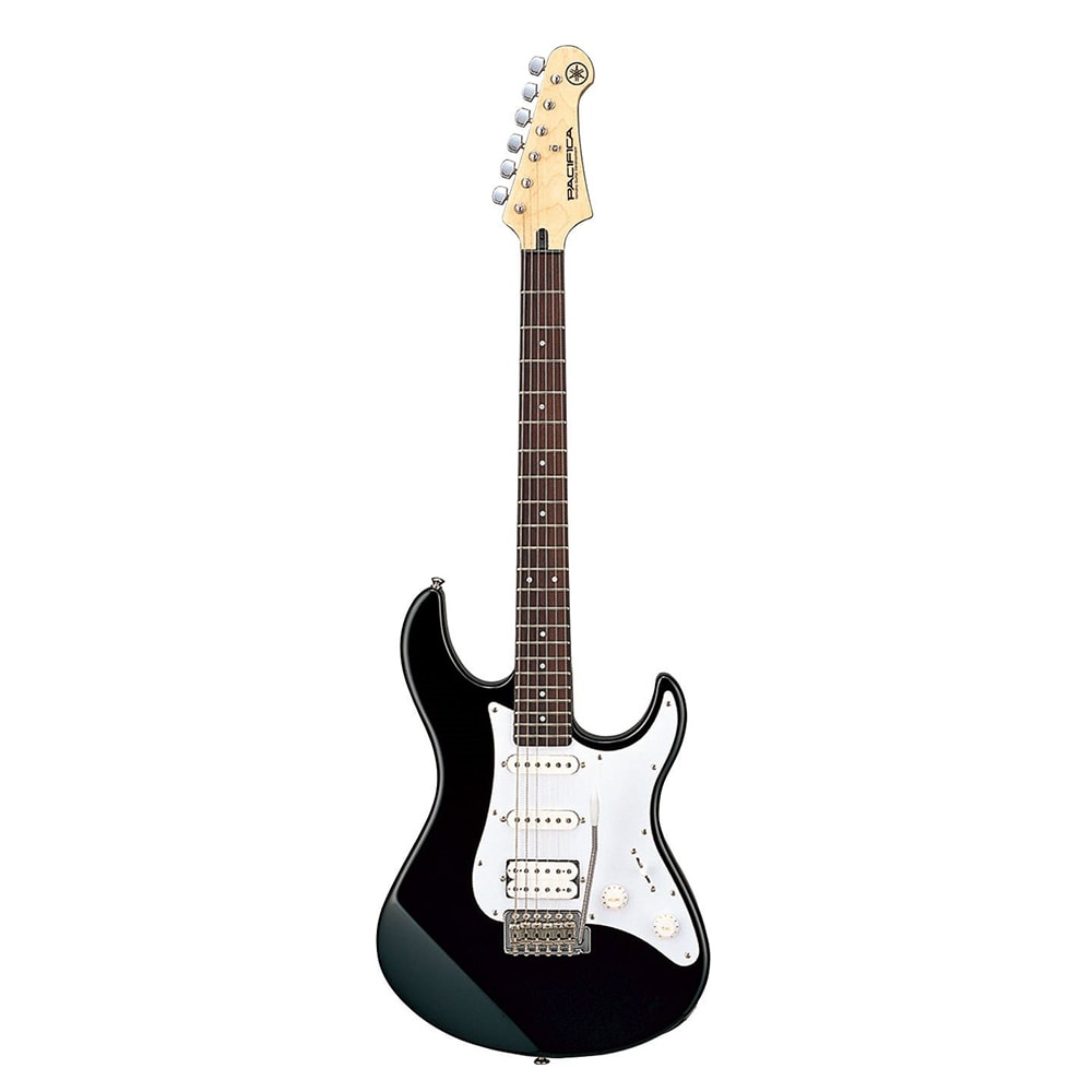 Guitarra Yamaha Stratocaster Pacifica PAC012/100 Black