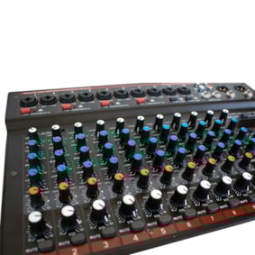 Mesa De Som Analógica Soundvoice MC12 BT De 12 Canais Com Efeitos e Bluetooth Mesa De Som Analógica Soundvoice MC12 BT De 12 Canais Com Efeitos e Bluetooth